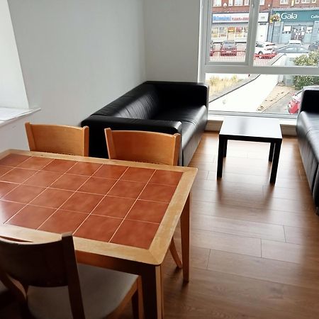 2 Bedroom, 2 Bathroom Apartment Δουβλίνο Εξωτερικό φωτογραφία